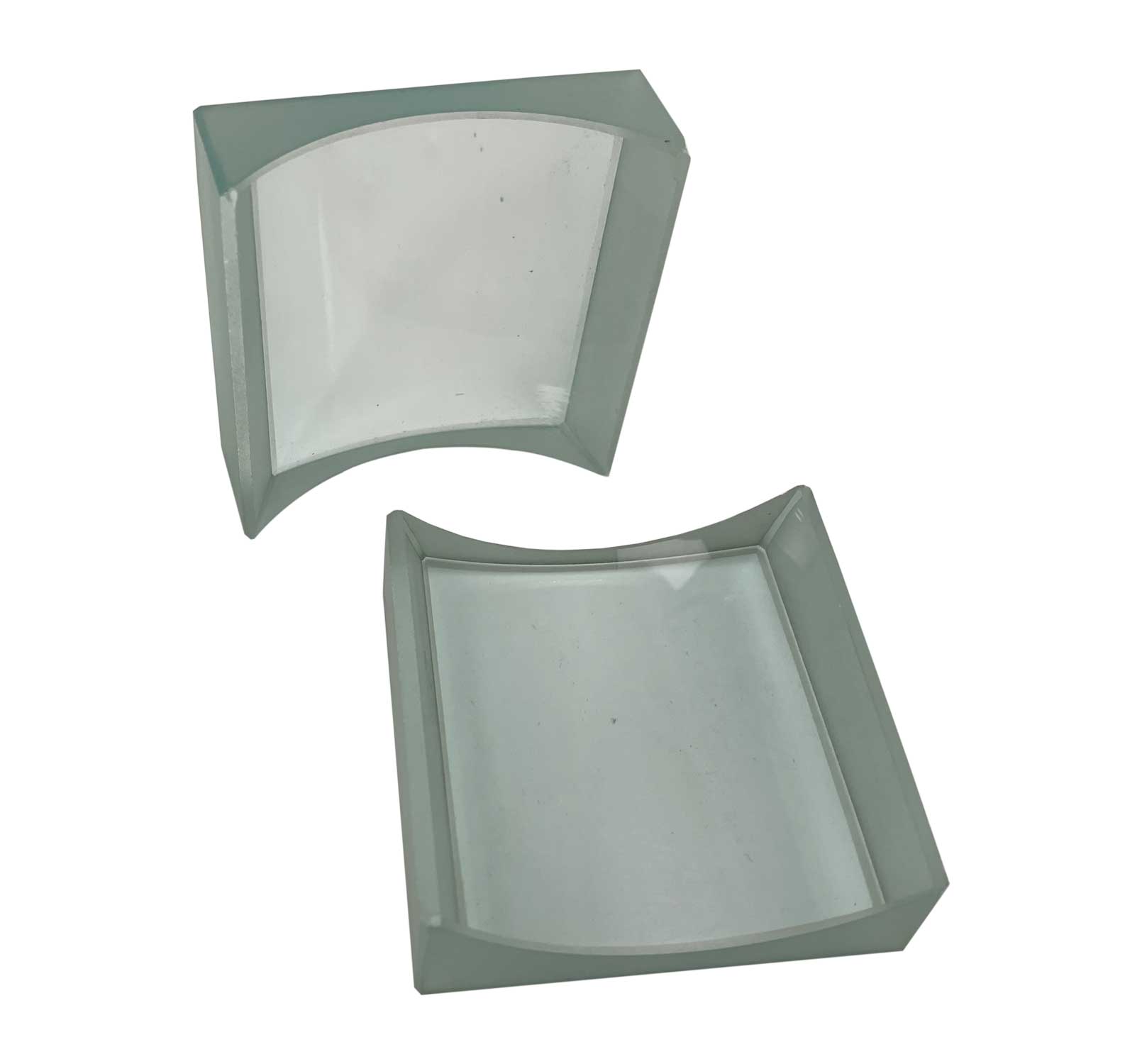 GLASS LENSES: PLANO-CONCAVE CYLINDRICAL